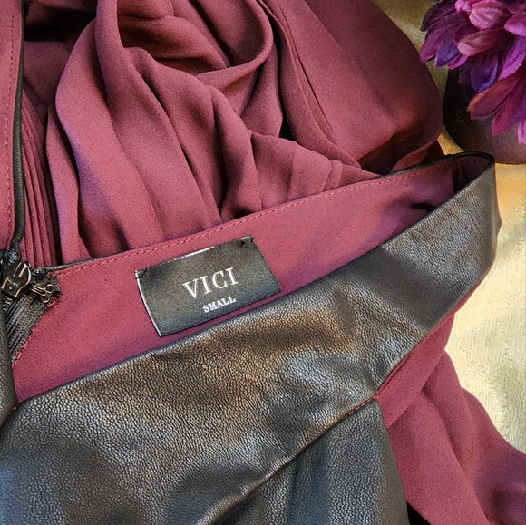 VICI LONG DRESS SZ Sm - Picture 9 of 13